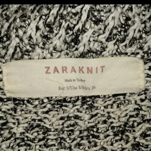 Zara Knit Open V neck Black White Knit Swe… - Picture 3 of 7